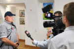 Belarus, Festung Brest, Kunstausstellung, Interview - Bild: Oliver Schneemann